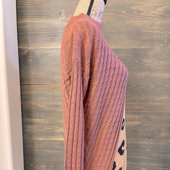 New Boho Leopard Print Sweater Womens Size Medium Mocha Brown Cold Shoulder Top - Picture 9 of 13